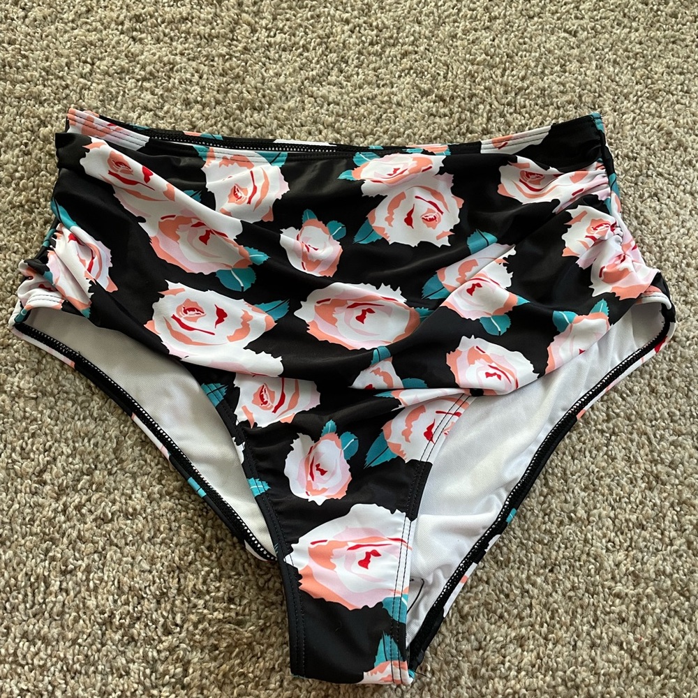 New sz xxl bathing suit bottoms